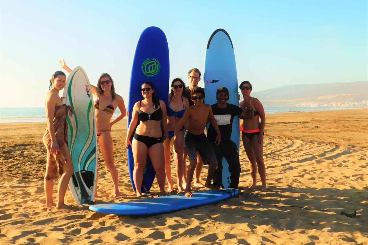 הוסטל Tamraght Ou Fella Surf & Yoga Paradise Morocco מראה חיצוני תמונה