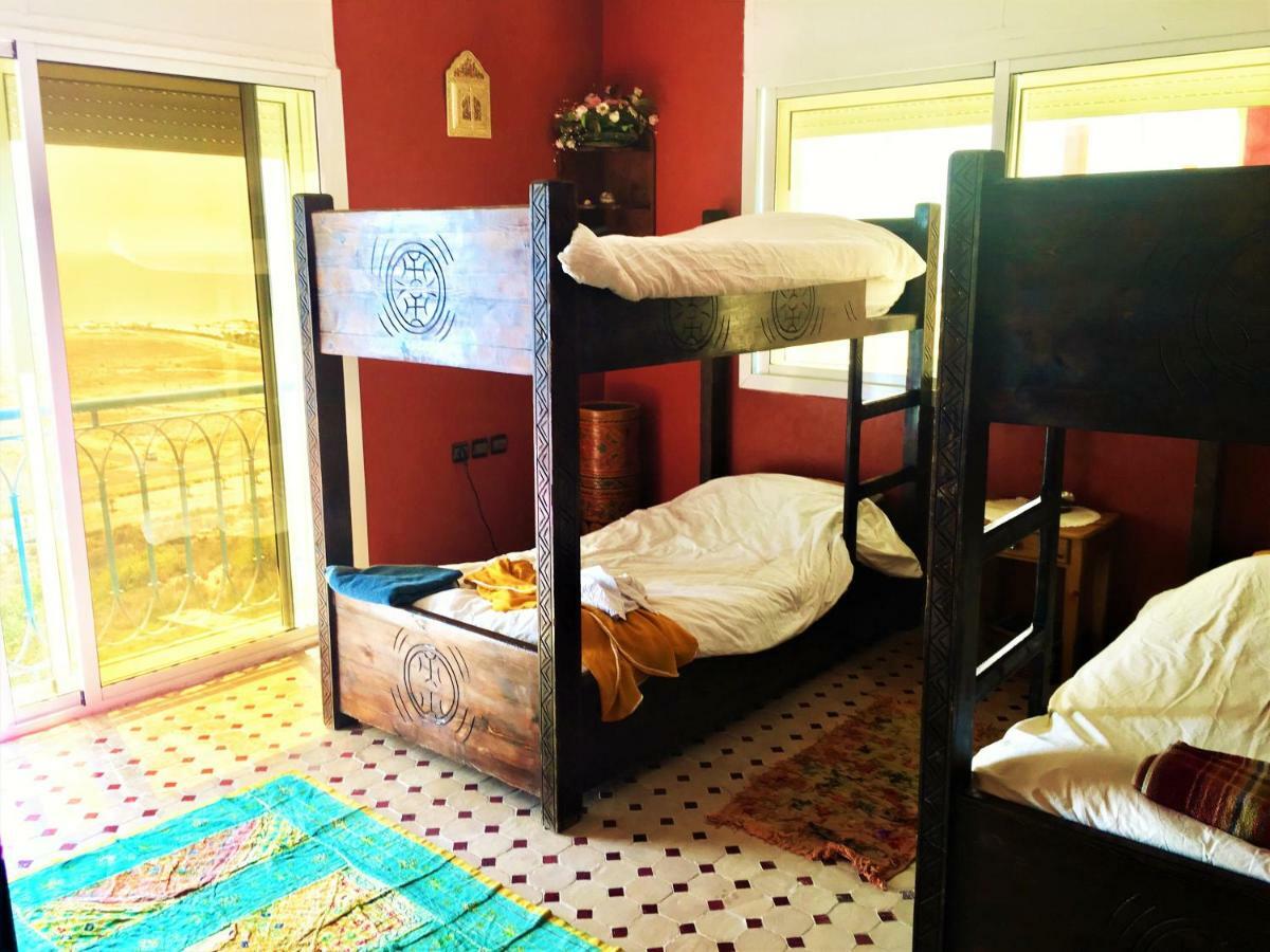 הוסטל Tamraght Ou Fella Surf & Yoga Paradise Morocco מראה חיצוני תמונה